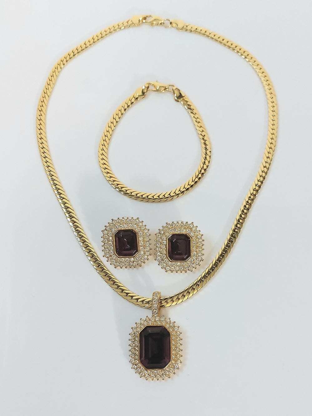Roman Gold Tone Purple Crystal Set: Necklace Bracelet Pendant Earrings
